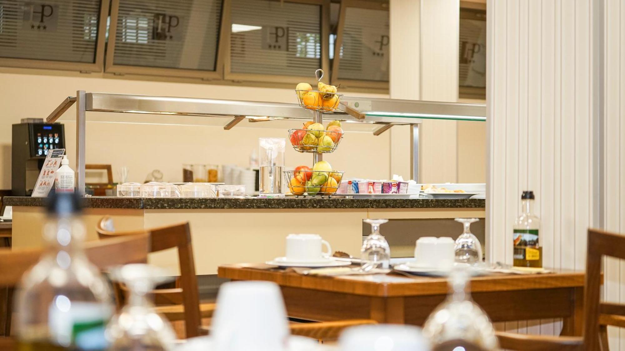 Hotel Pradillo Conil コニル・デ・ラ・フロンテラ エクステリア 写真